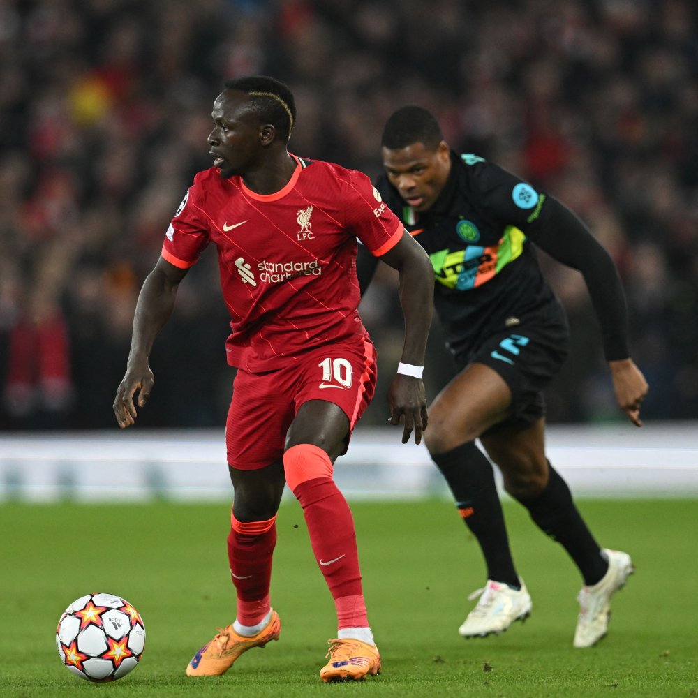 中国米兰体育-利物浦轻取尤文,莱万打破历史纪录的简单介绍