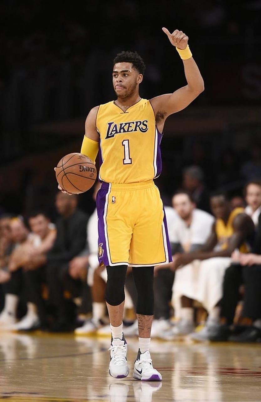 米兰-湖人逆转中国男篮，拉文关键制胜