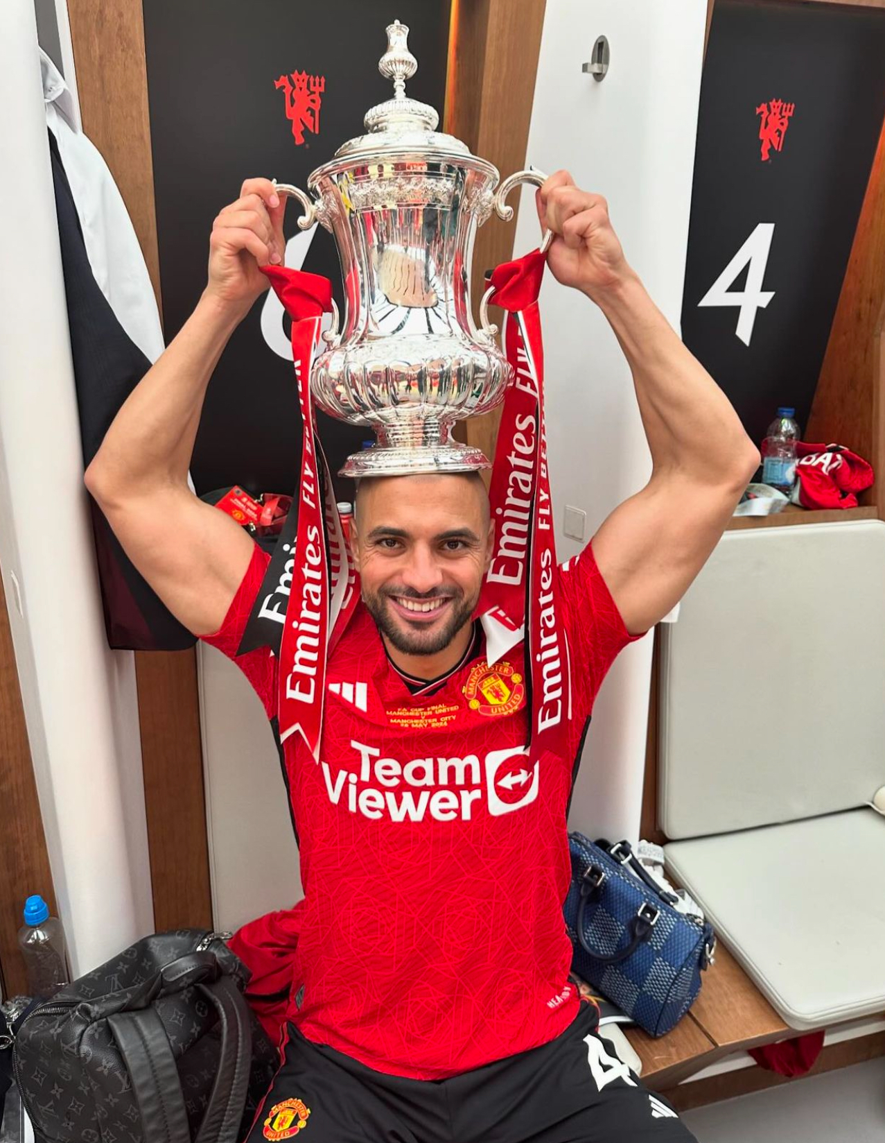 米兰登录入口-菲律宾男篮逆转步行者，巴图姆高光表现