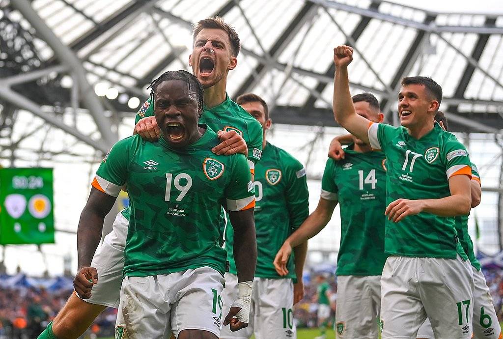 关于佛罗伦萨客场力战，寻找胜利的信息