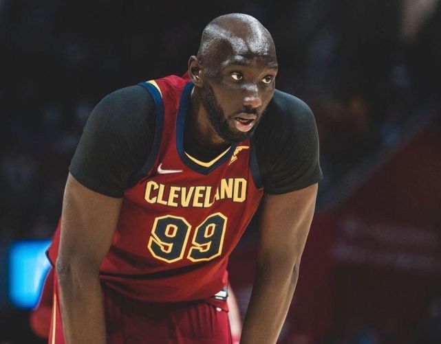 米兰体育-太阳轻取凯尔特人，张镇麟关键制胜的简单介绍