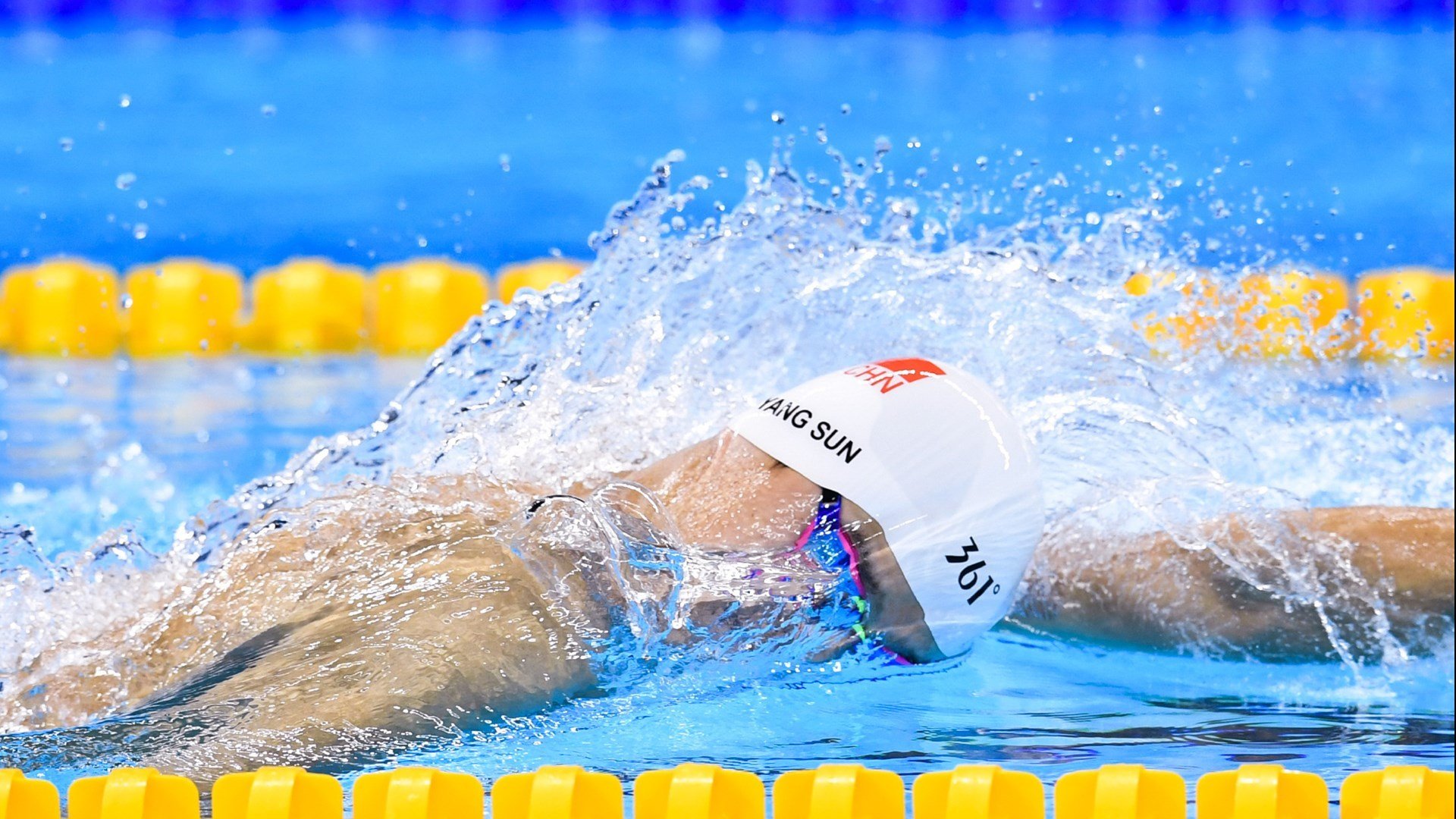 欧冠淘汰赛之夜,马克西进攻端无人可挡,独舞伯纳乌